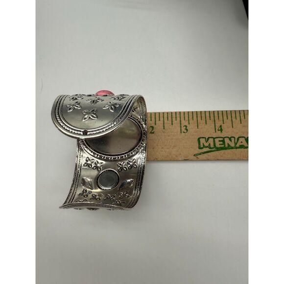 Pink & Silver Howlite Necklace Cuff Bracelet Set - Picture 7 of 8